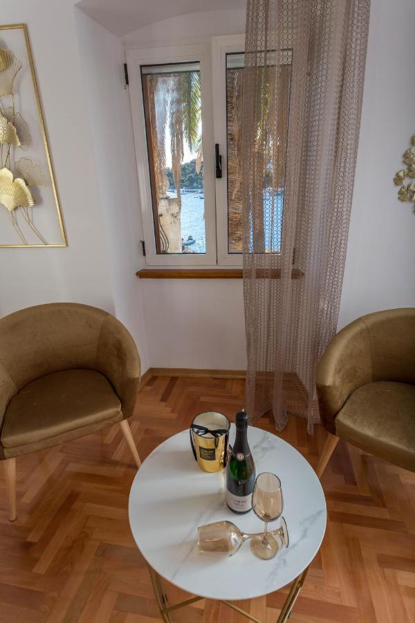 Deluxe Dreamy Room In The Center Of Hvar With Sea View Hvar Town Bagian luar foto